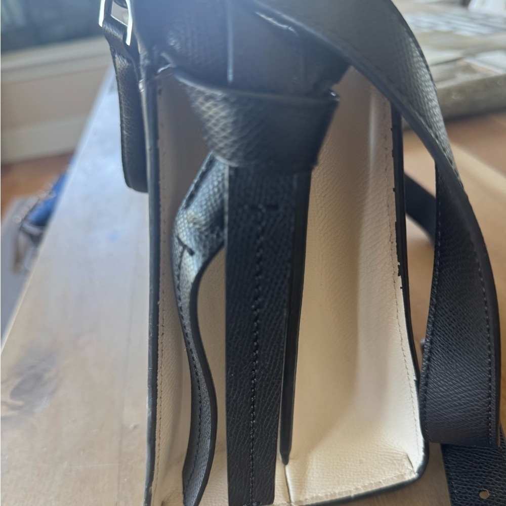 Calvin Klein Black Shoulder Bag - Picture 9 of 10